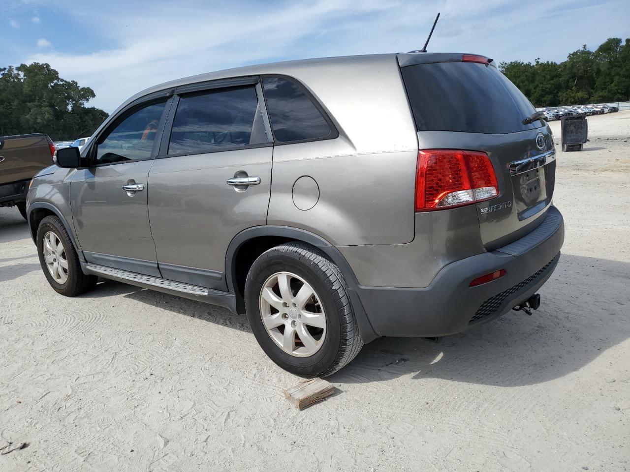 2013 Kia Sorento Lx - Фото 2