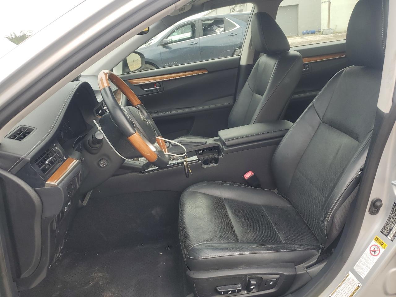 2015 Lexus Es 300H - Фото 7