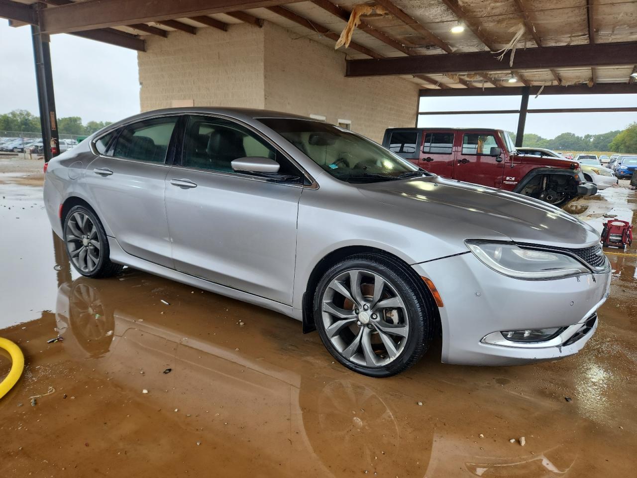 2015 Chrysler 200 C - Image 4
