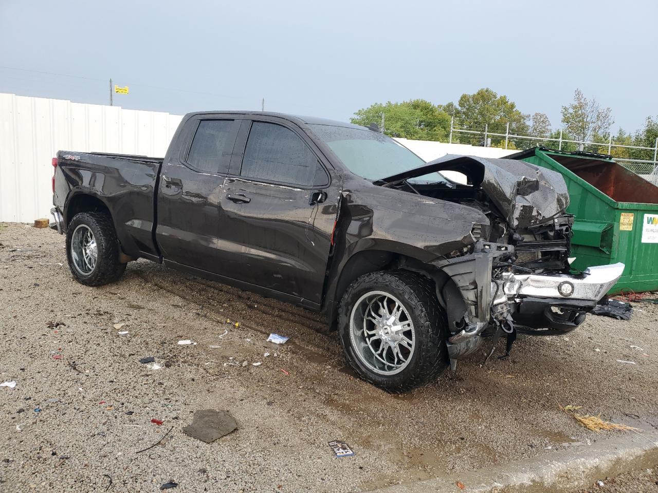 2019 Chevrolet Silverado K1500 Lt - Image 4