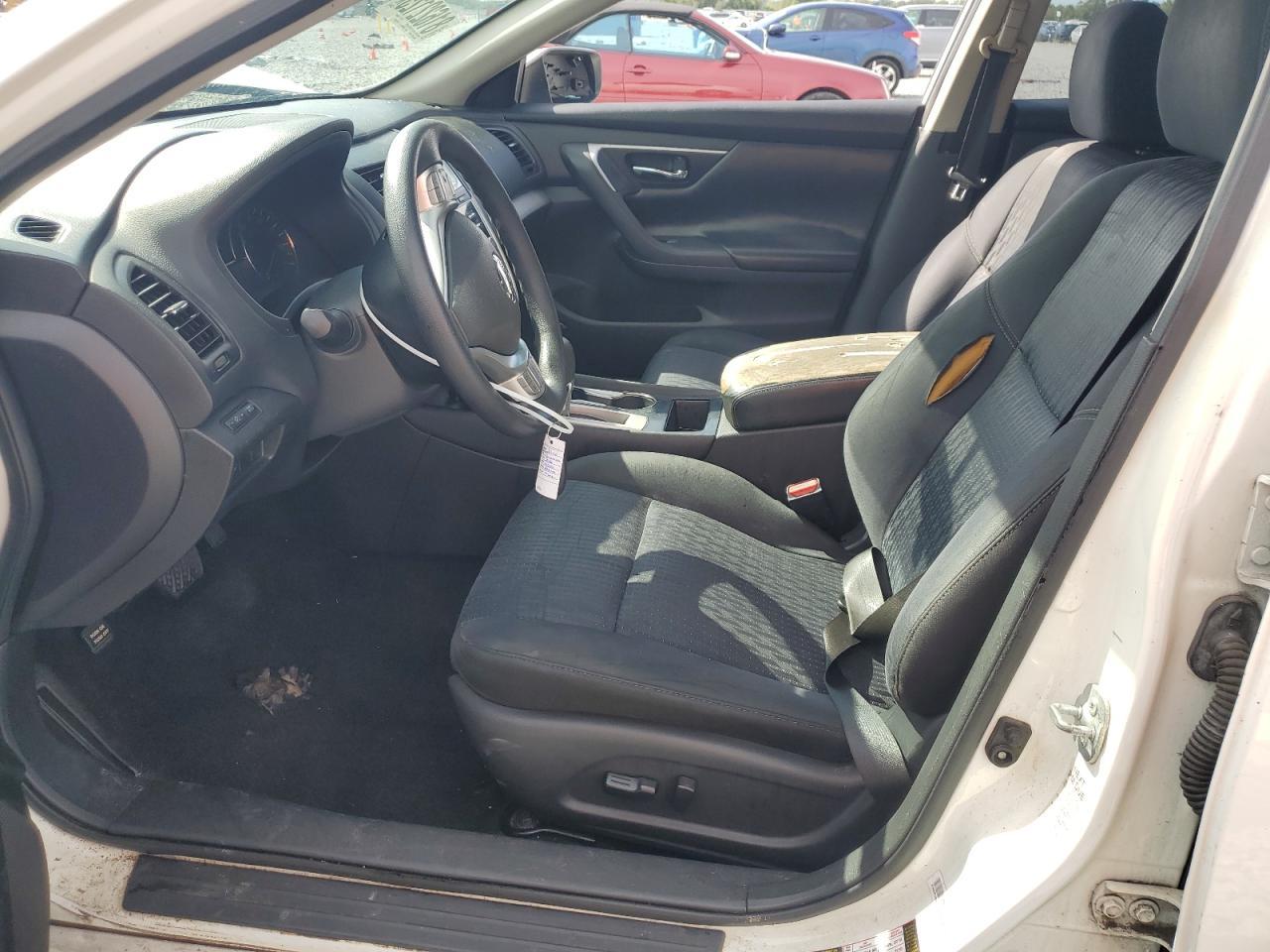 2016 Nissan Altima 2.5 - Фото 7