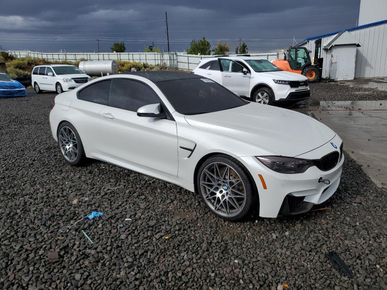 2017 BMW M4 - Фото 4