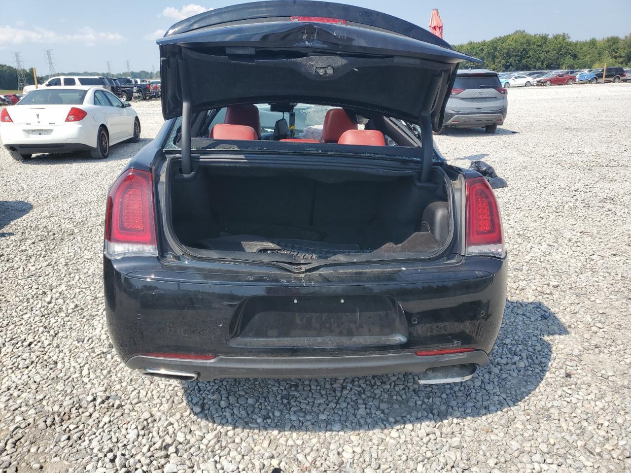 2021 Chrysler 300 S - Фото 6