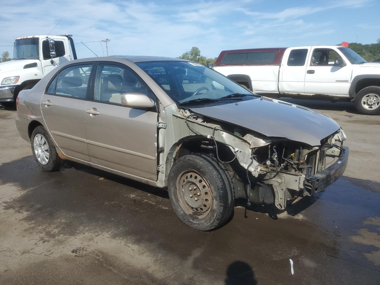 2004 Toyota Corolla Ce - Image 4