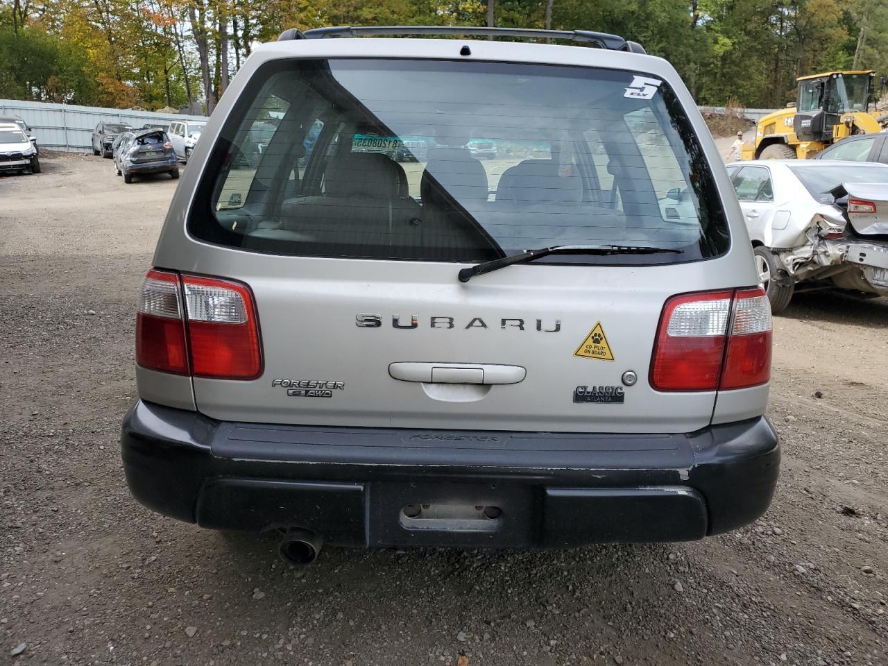 2001 Subaru Forester S - Фото 6
