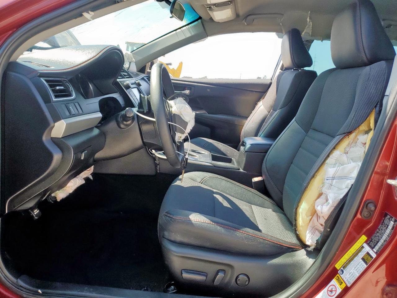 2016 Toyota Camry Le - Фото 7