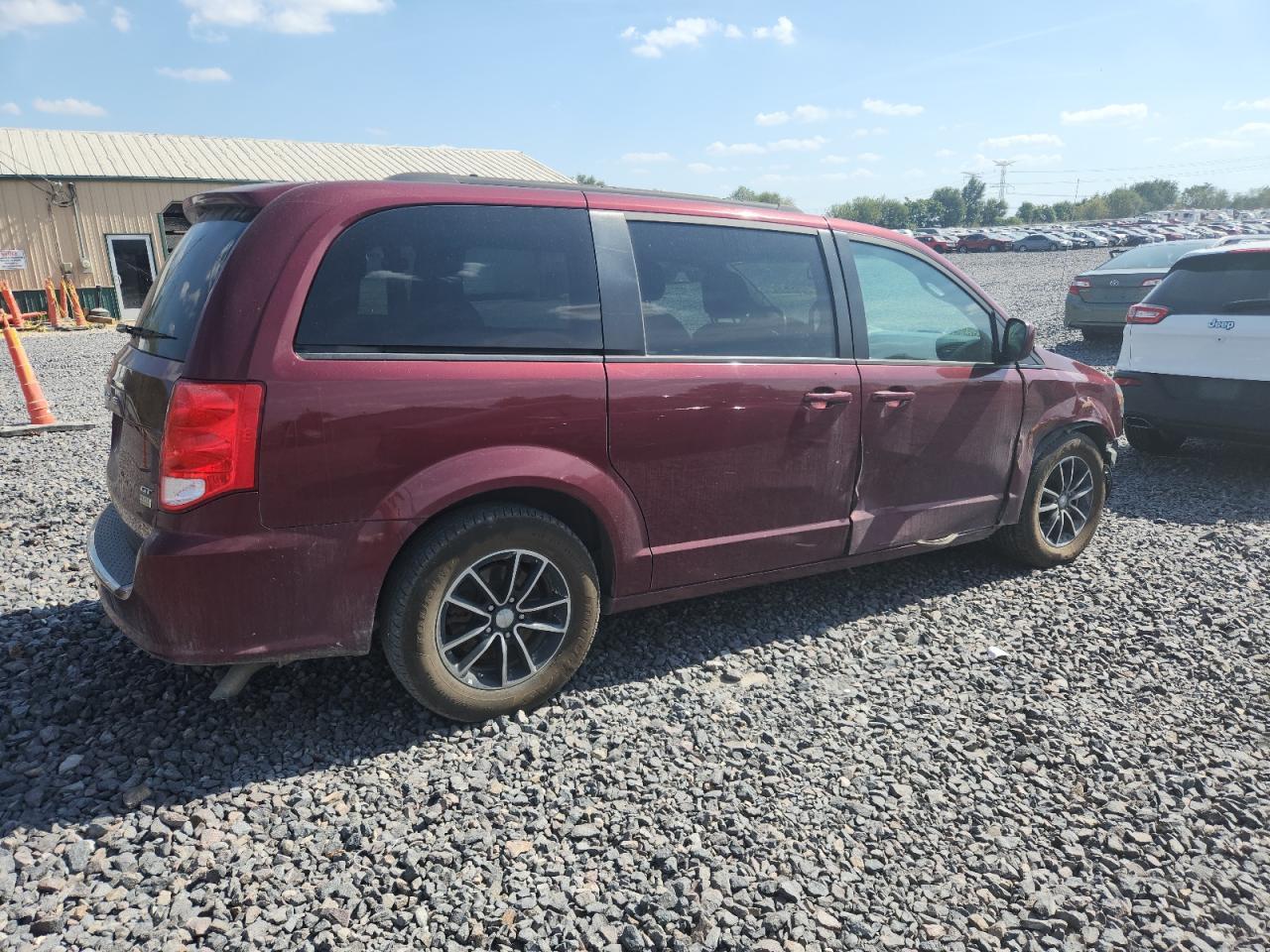 2018 Dodge Grand Caravan Gt - Фото 3