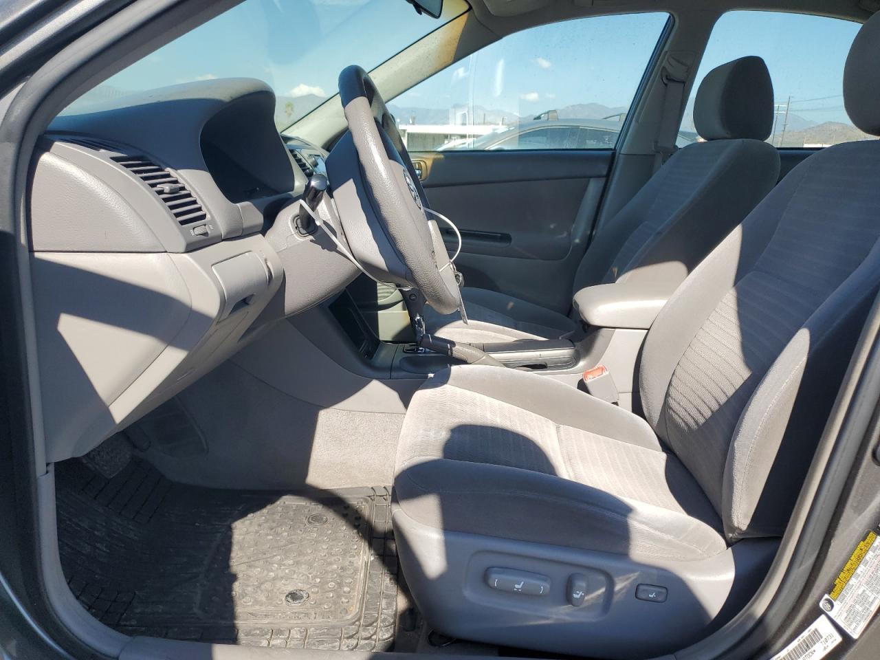 2005 Toyota Camry Le - Фото 7