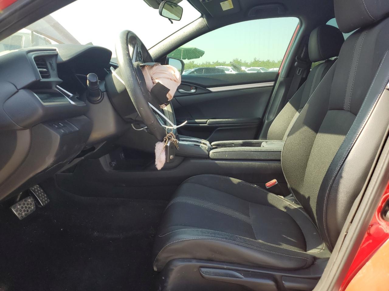 2019 Honda Civic Sport - Image 7