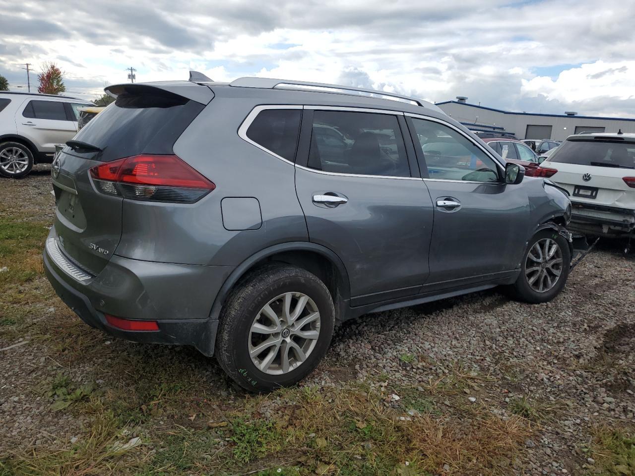 2019 Nissan Rogue S - Image 3