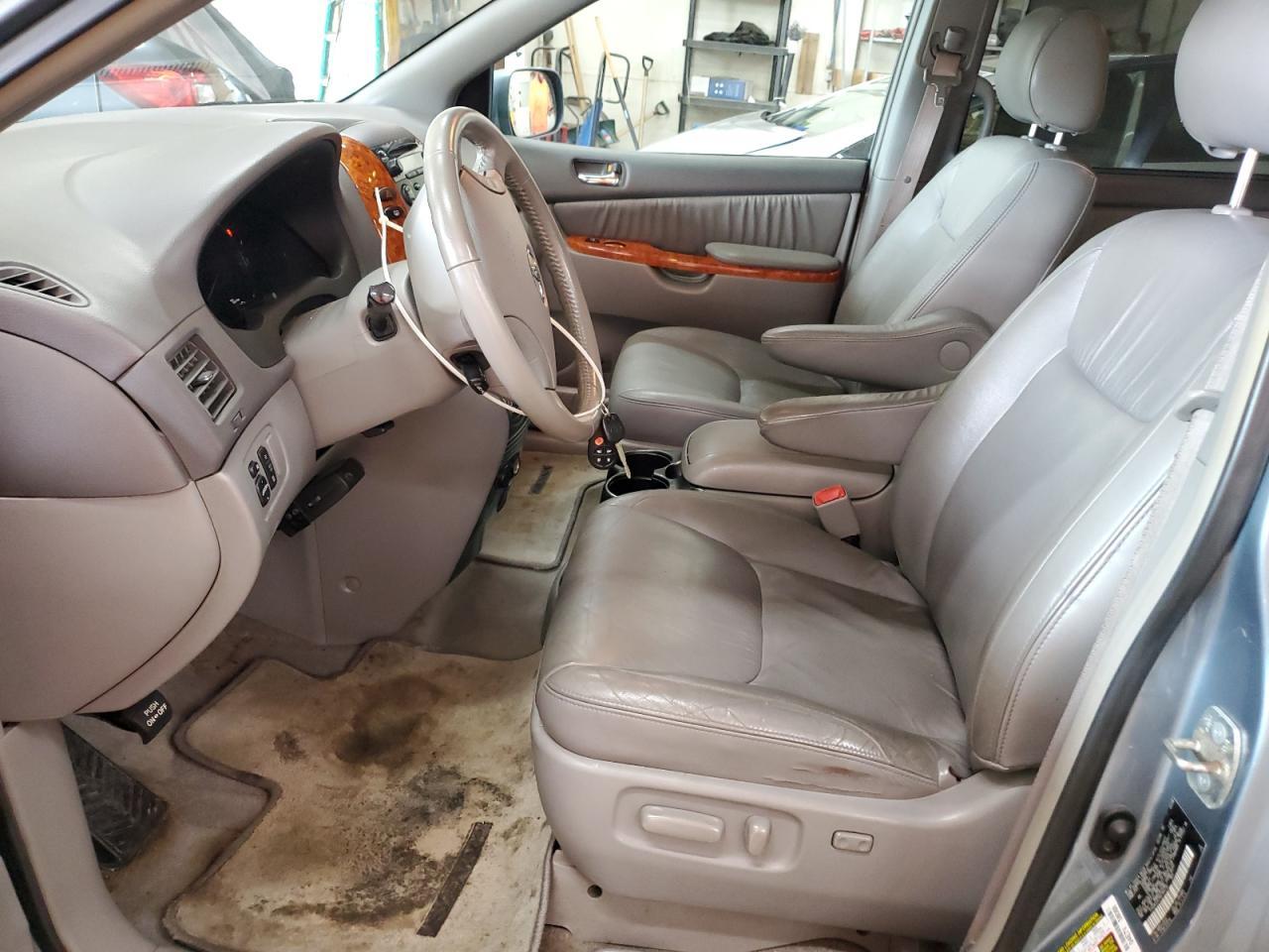 2008 Toyota Sienna Xle - Image 7