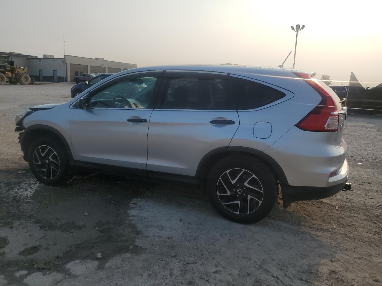 2016 Honda Cr-V Se - Image 2