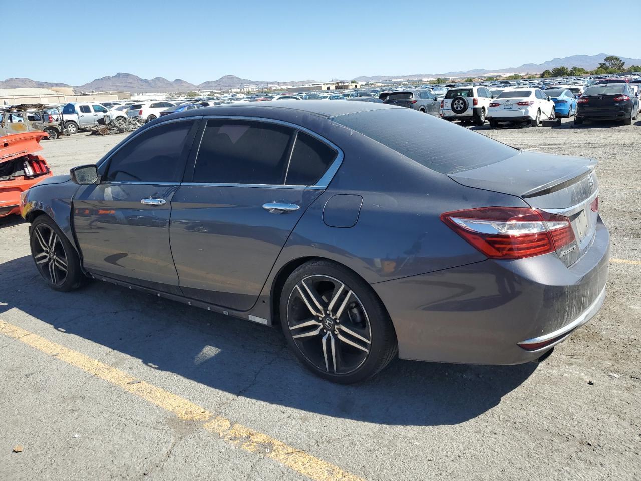 2016 Honda Accord Sport - Фото 2