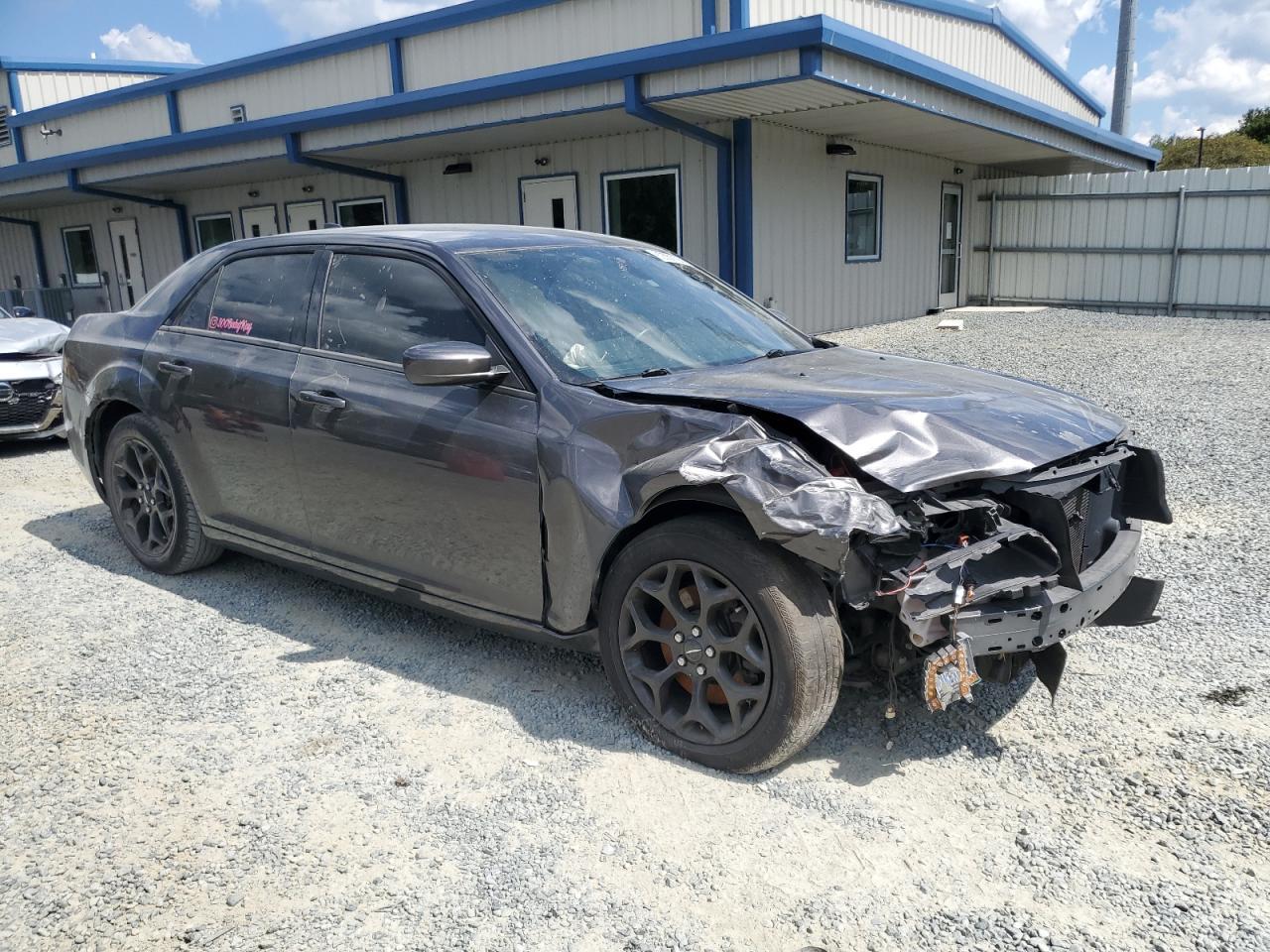 2019 Chrysler 300 S - Image 4