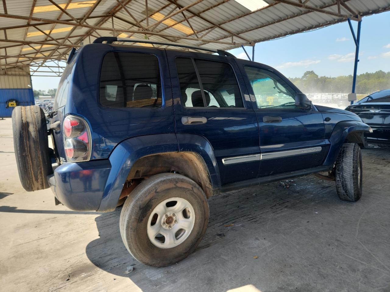 2005 Jeep Liberty Limited - Image 3