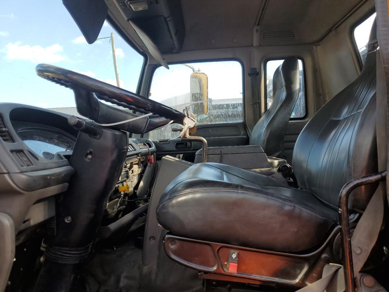 2007 Chevrolet T-Series F8B064 - Image 7