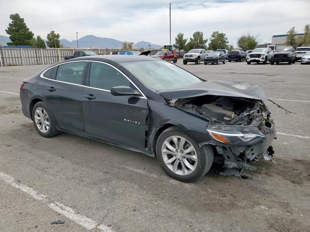 2019 Chevrolet Malibu Lt - Image 4