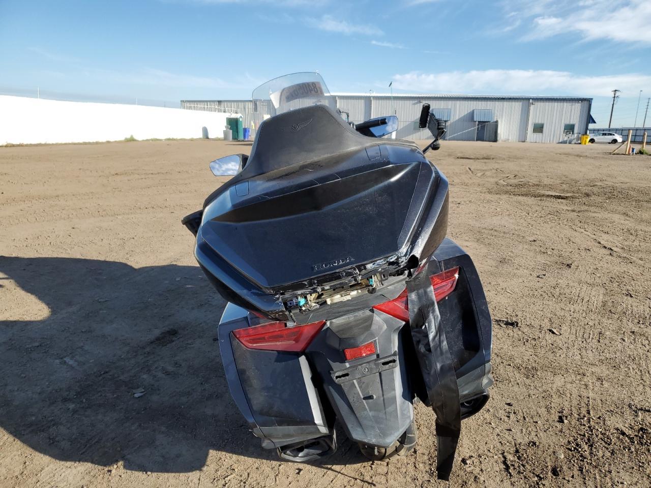 2021 Honda Gl1800 D - Image 4