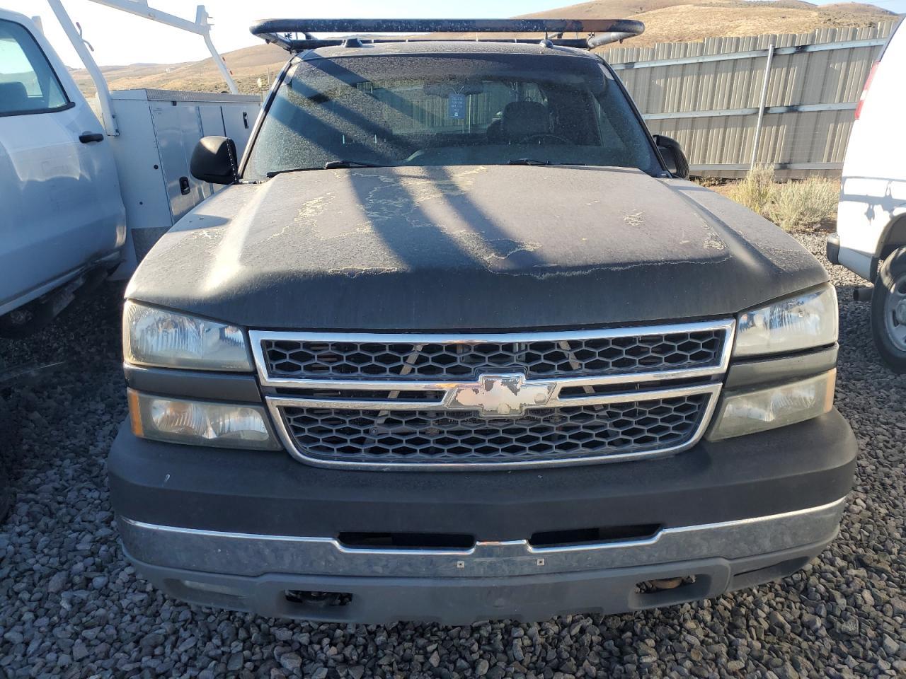 2005 Chevrolet Silverado K2500 Heavy Duty - Фото 5