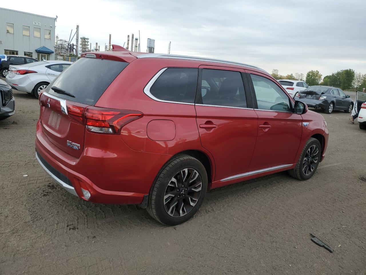 2018 Mitsubishi Outlander Se - Фото 3