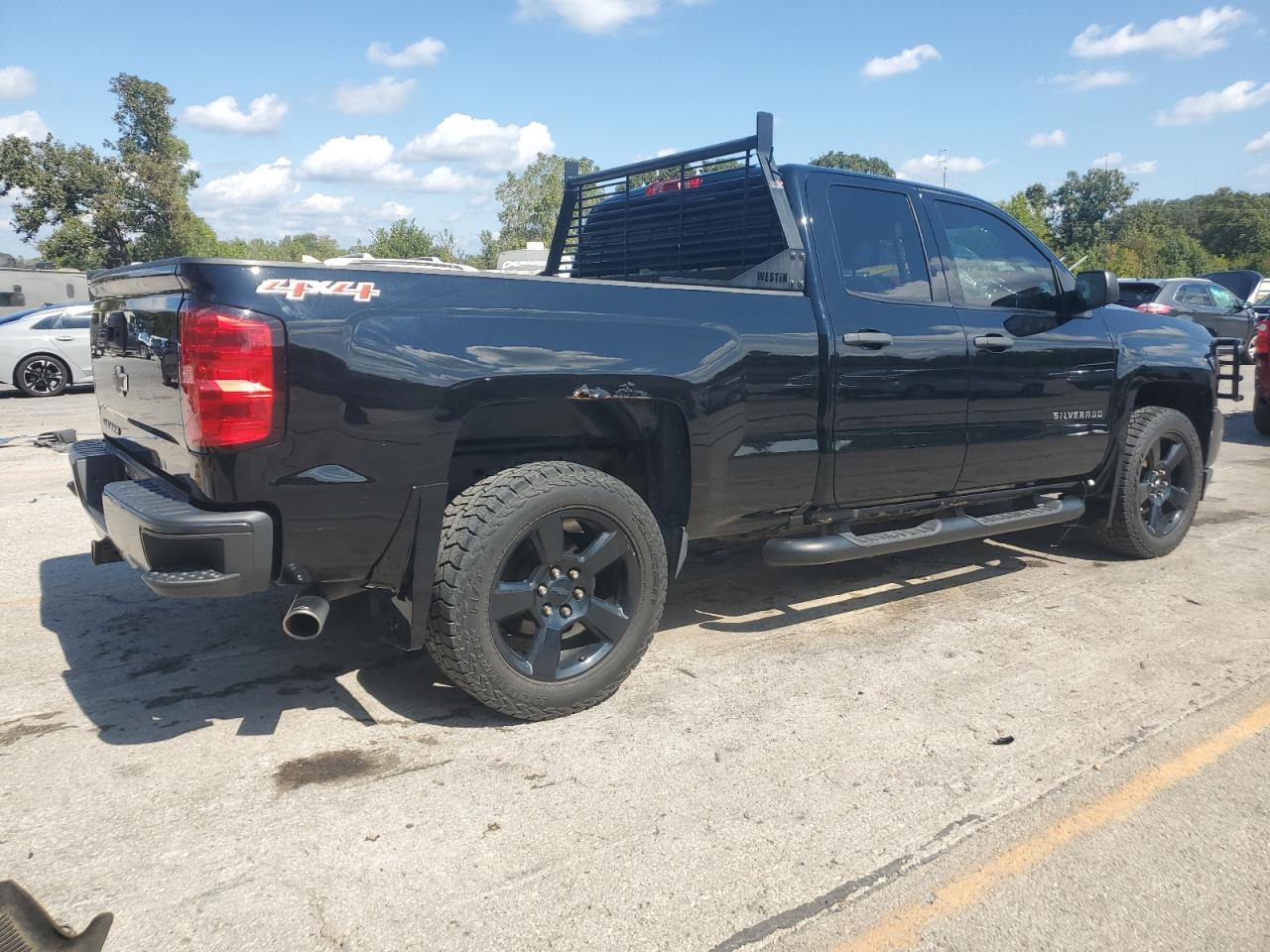 2016 Chevrolet Silverado K1500 - Image 3