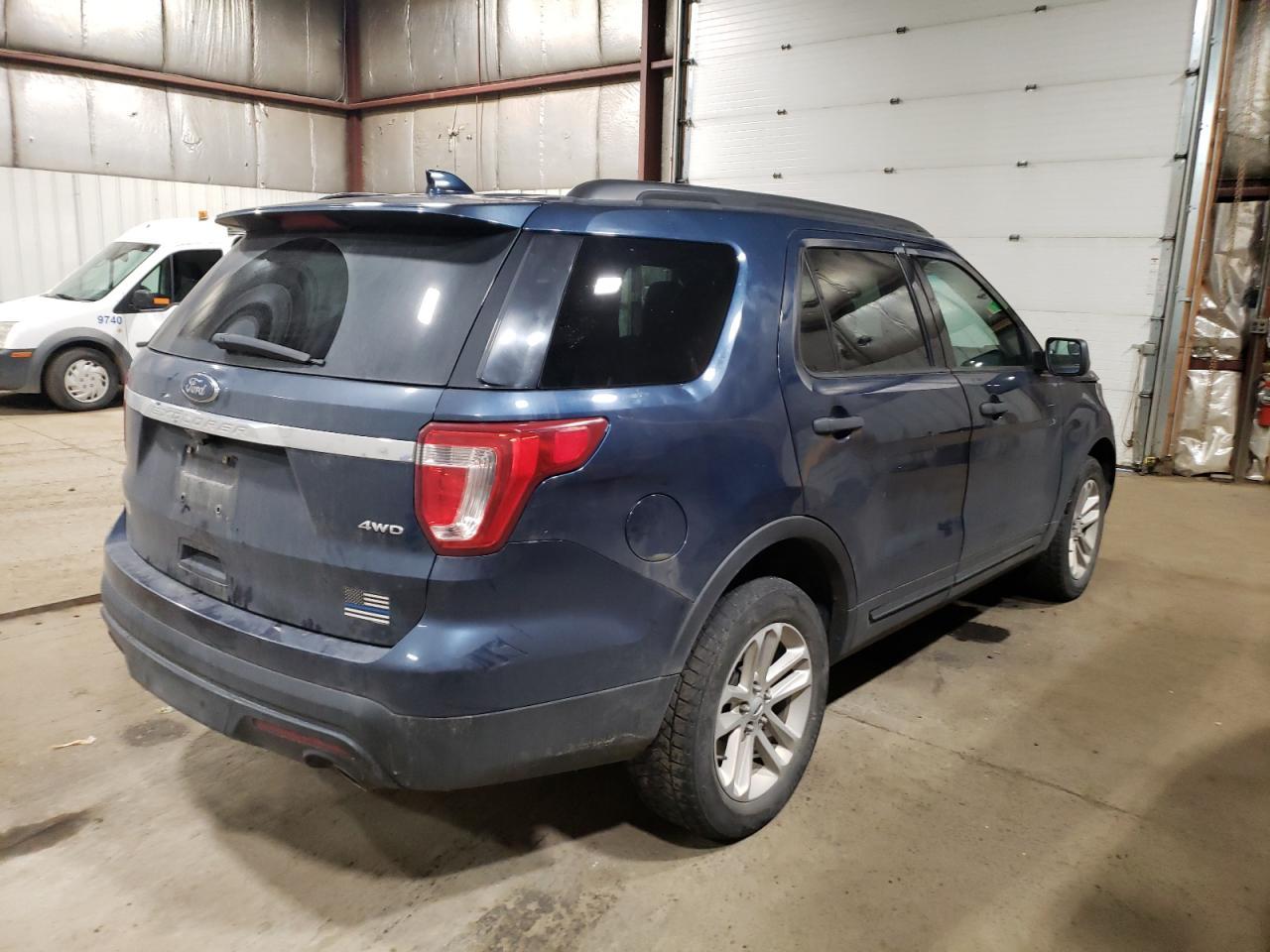 2016 Ford Explorer - Image 3