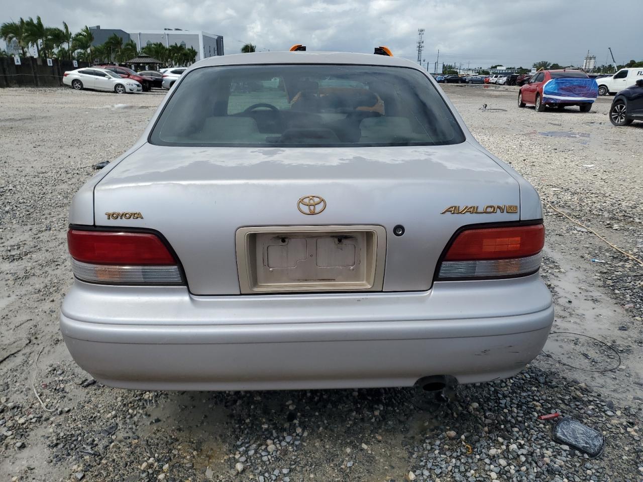 1997 Toyota Avalon Xl - Image 6