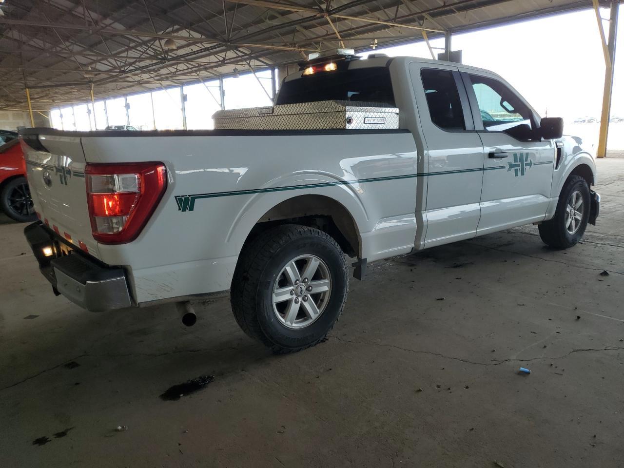 2022 Ford F150 Super Cab - Фото 3