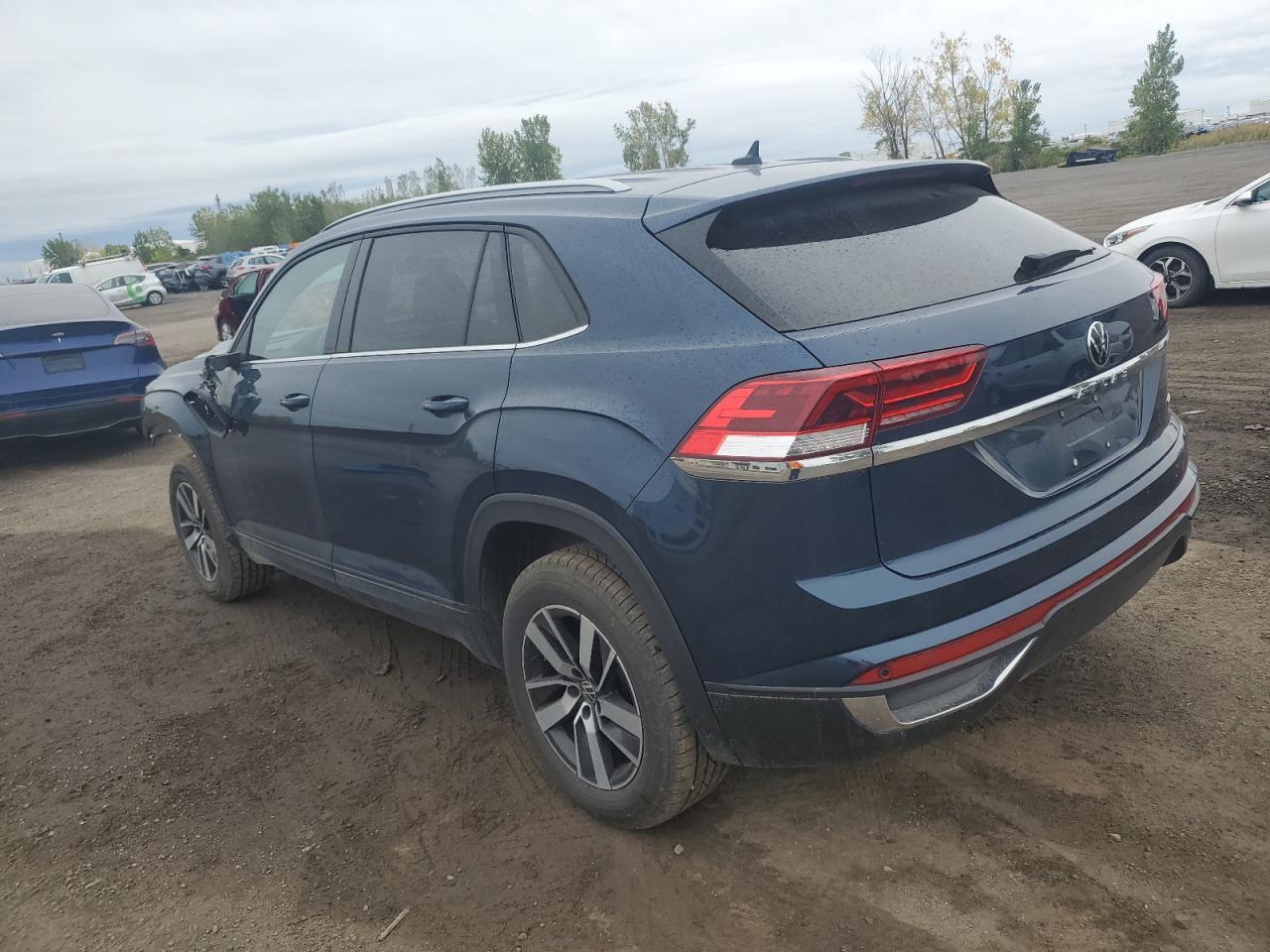 2021 Volkswagen Atlas Cross Sport Se - Фото 2