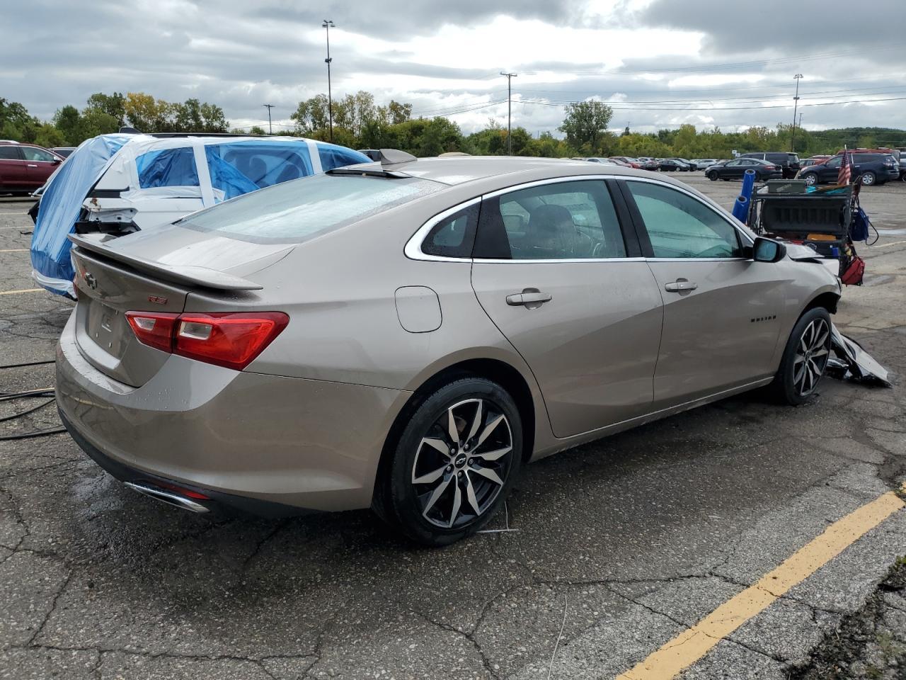 2022 Chevrolet Malibu Rs - Фото 3
