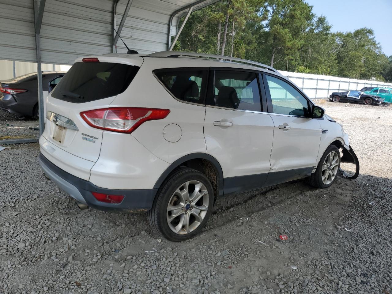 2016 Ford Escape Titanium - Фото 3