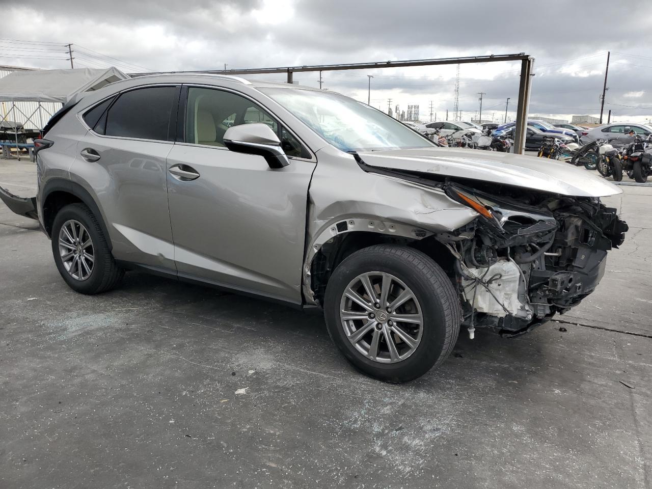 2017 Lexus Nx 200T Base - Фото 4