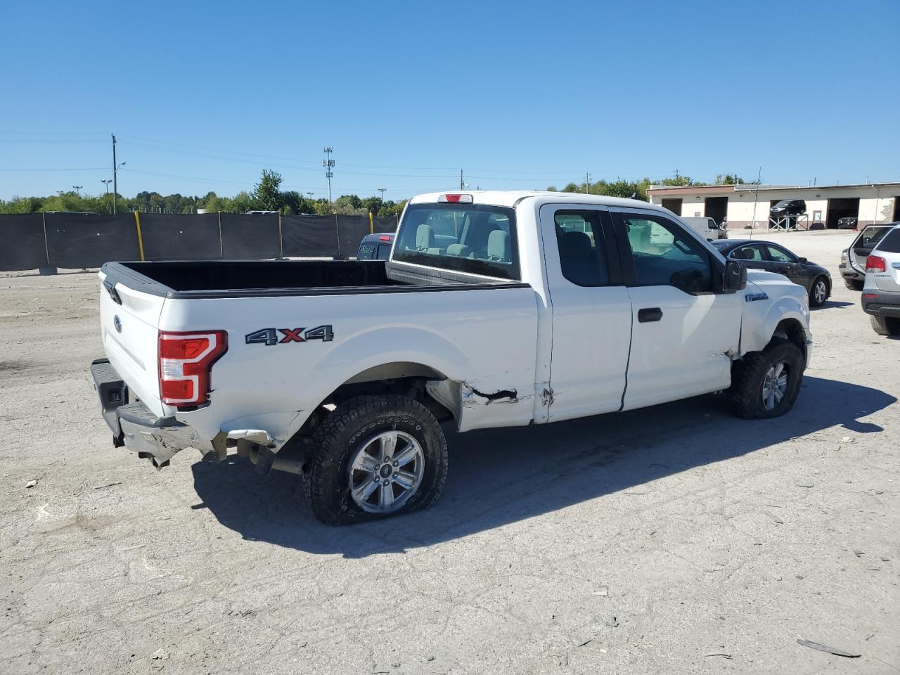 2020 Ford F150 Super Cab - Фото 3