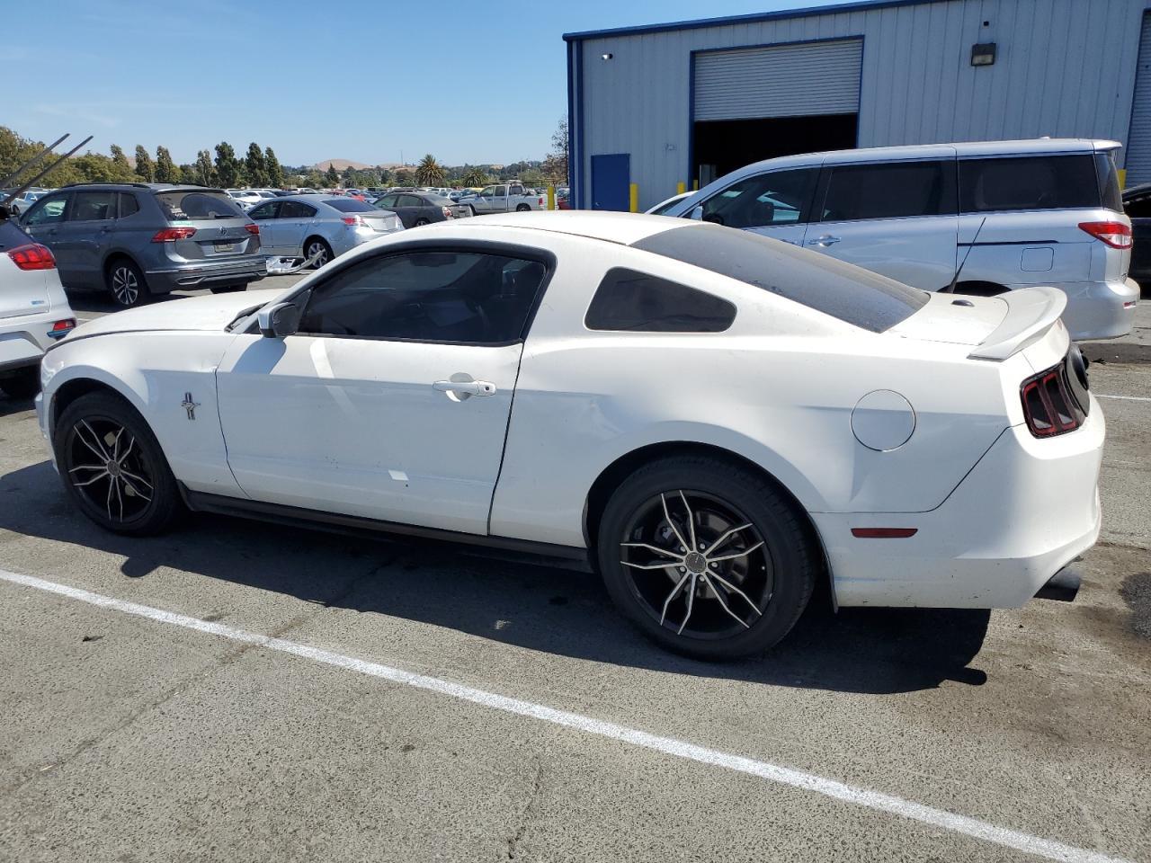 2013 Ford Mustang - Image 2