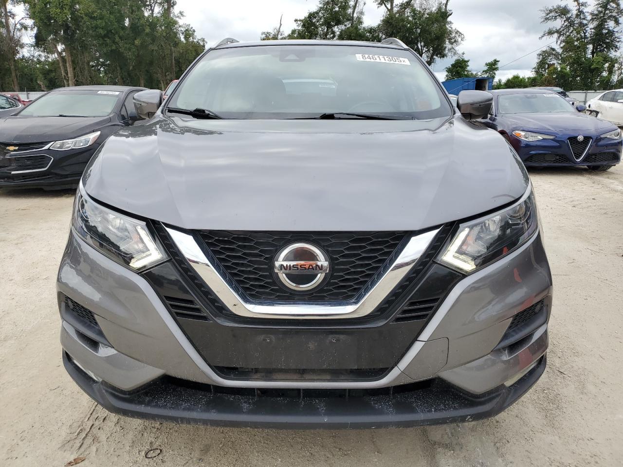 2020 Nissan Rogue Sport S - Image 5