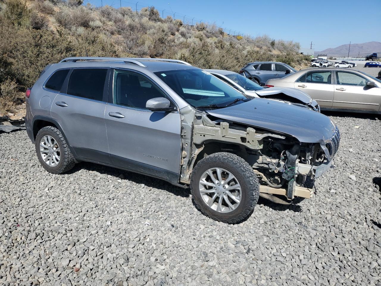 2019 Jeep Cherokee Latitude - Фото 4