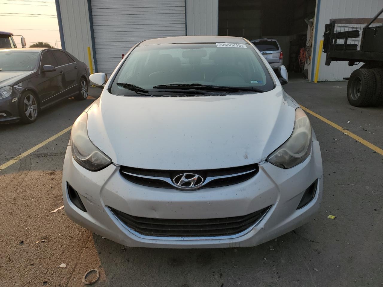 2012 Hyundai Elantra Gls - Image 5