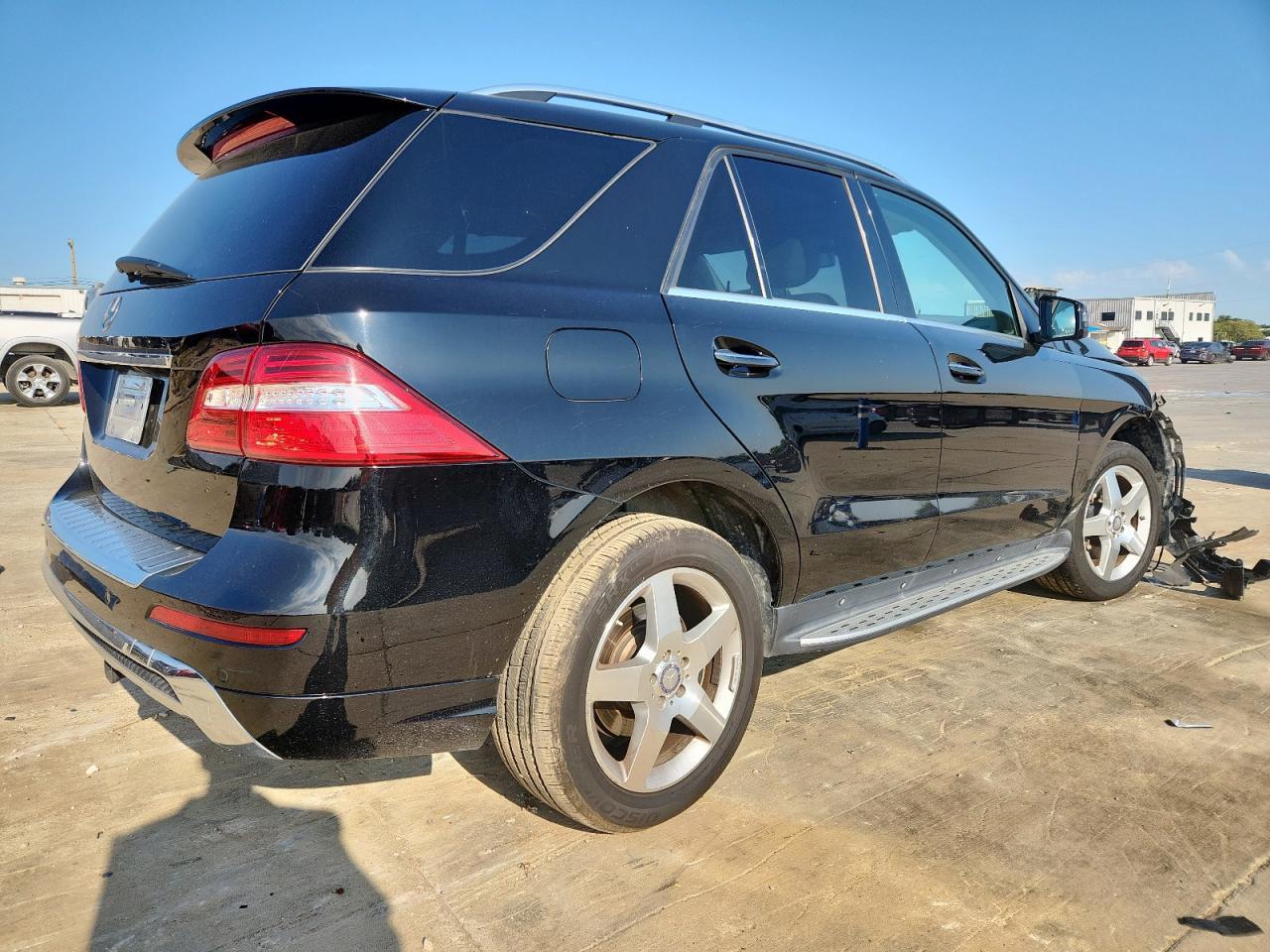 2014 Mercedes-Benz Ml 350 - Image 3