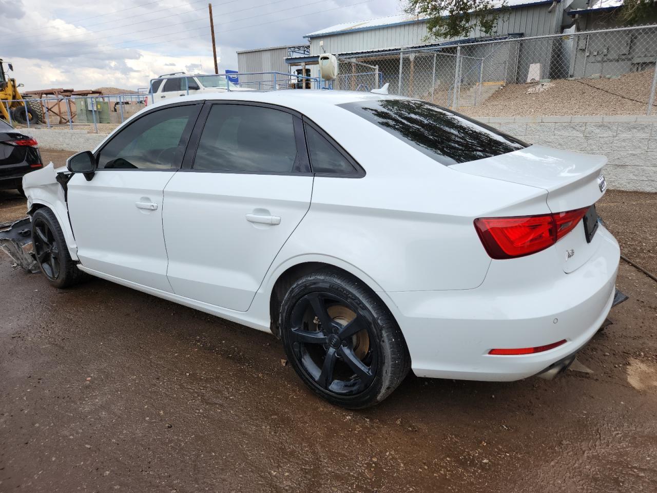 2016 Audi A3 Premium - Фото 2