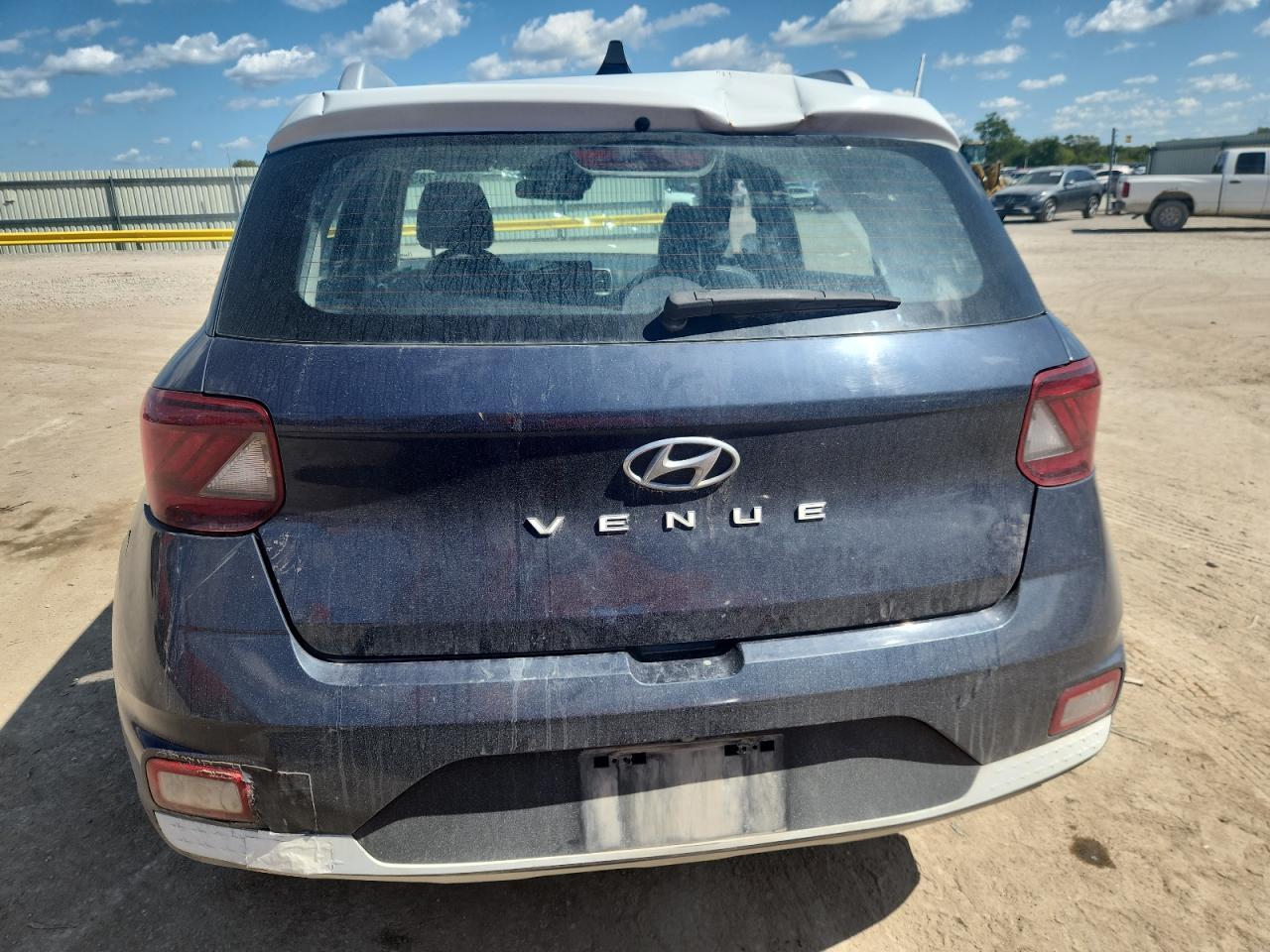 2021 Hyundai Venue Denim - Image 6
