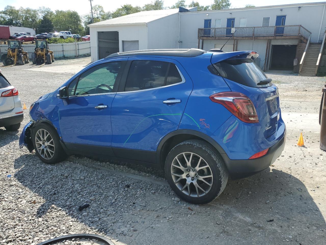 2018 Buick Encore Sport Touring - Фото 2