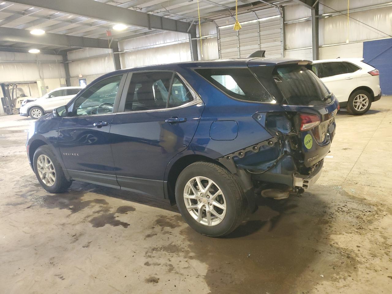 2022 Chevrolet Equinox Lt - Фото 2