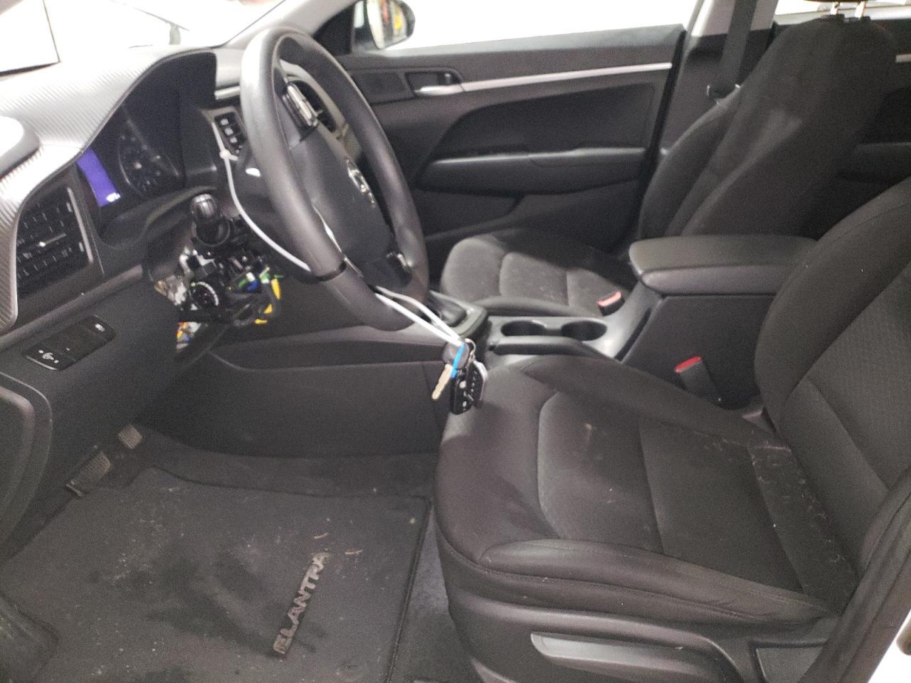 2019 Hyundai Elantra Se - Фото 7