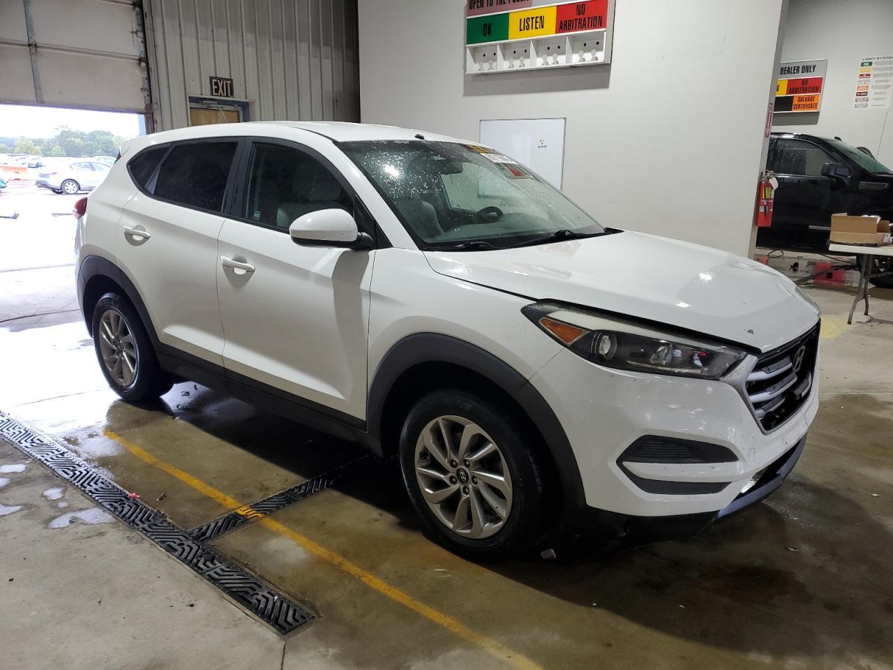 2018 Hyundai Tucson Se - Image 4