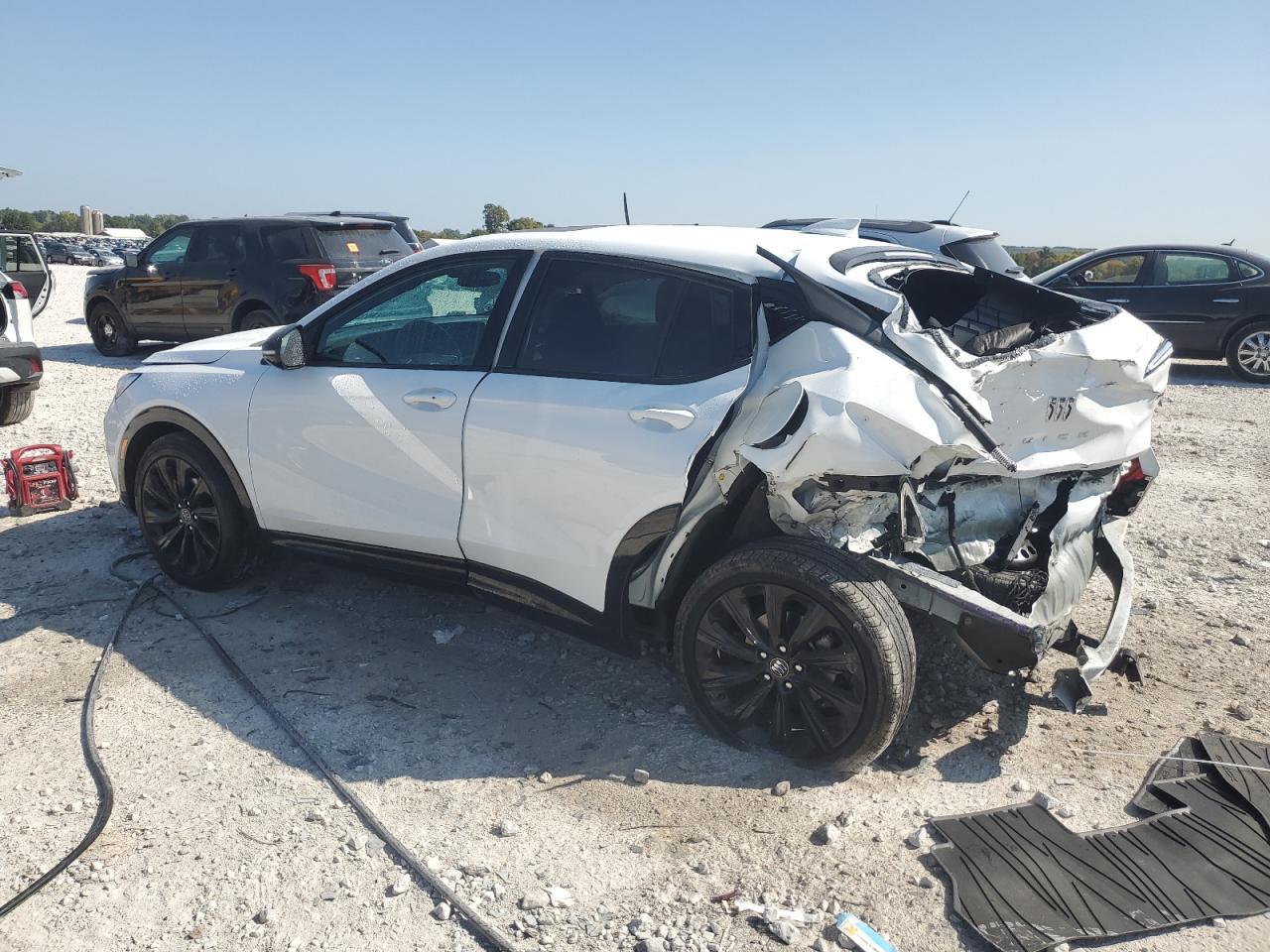 2024 Buick Envista Sport Touring - Image 2