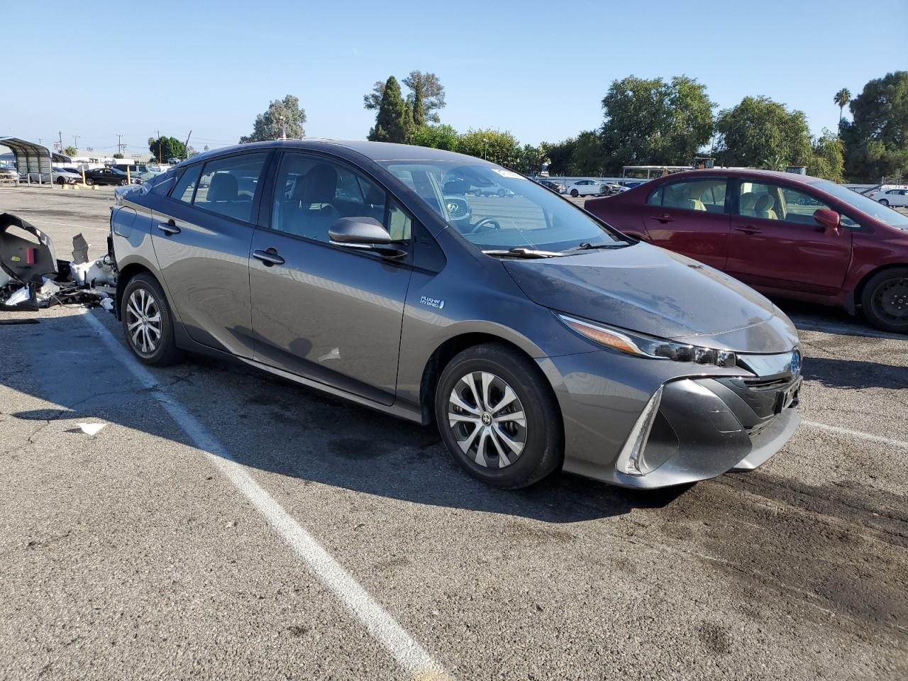 2020 Toyota Prius Prime Le - Фото 4