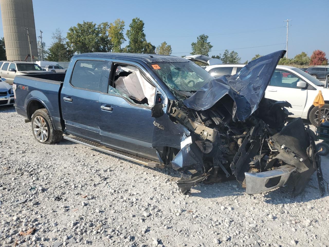 2016 Ford F150 Supercrew - Фото 4