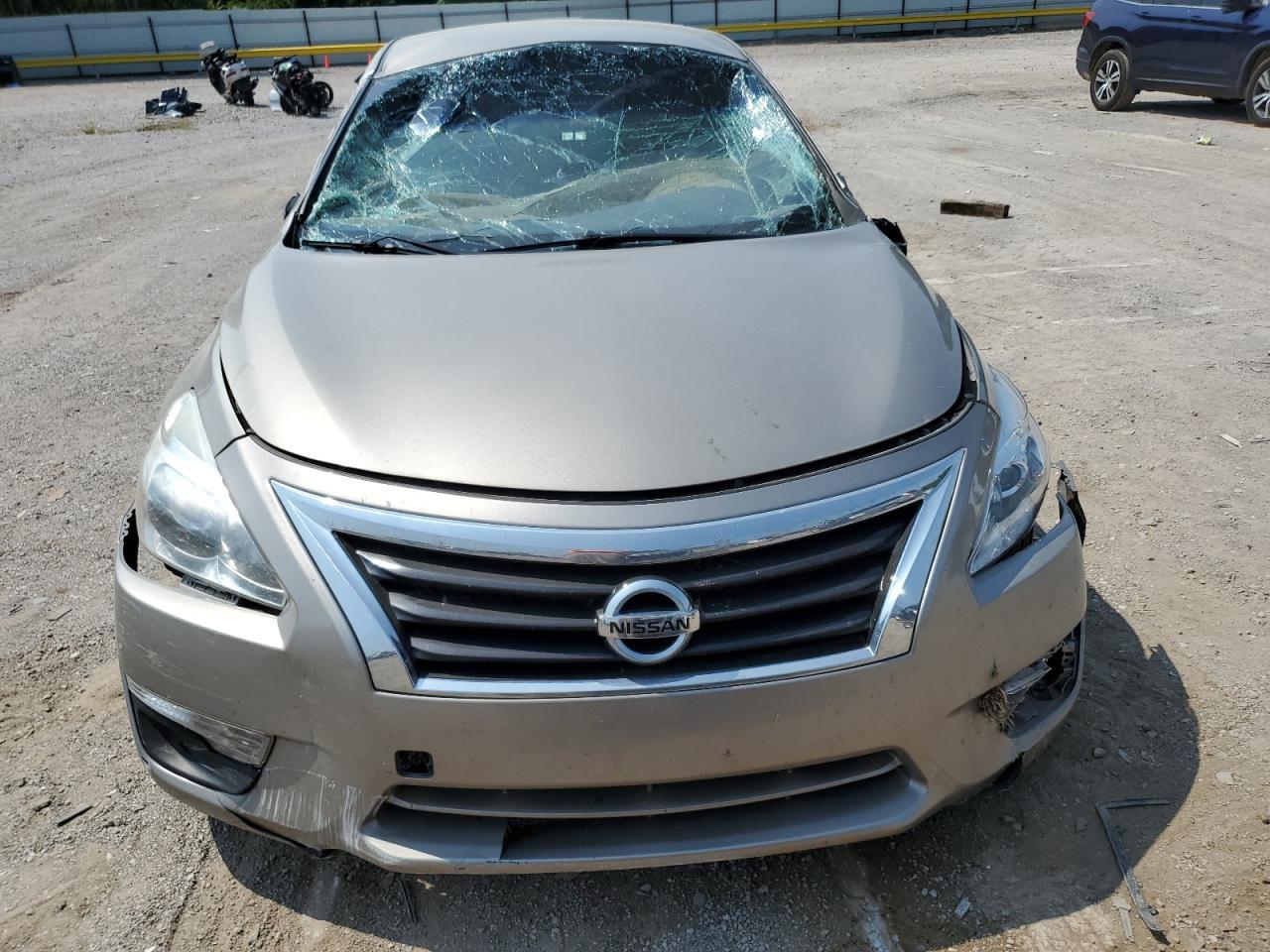 2015 Nissan Altima 2.5 - Фото 5