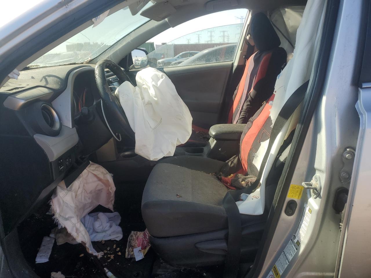 2013 Toyota Rav4 Le - Image 7