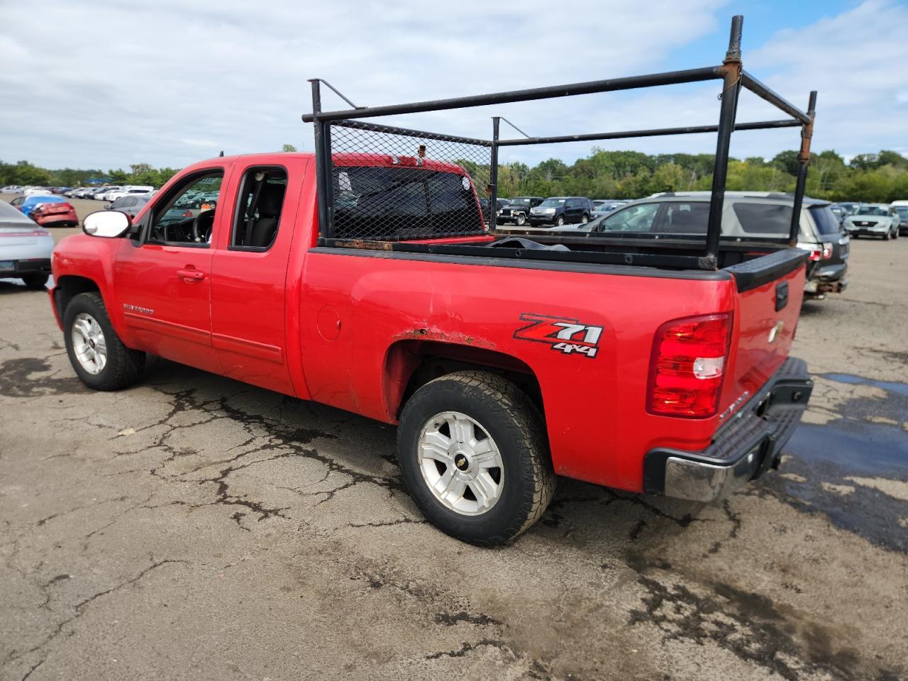 2013 Chev Silverado - Фото 2
